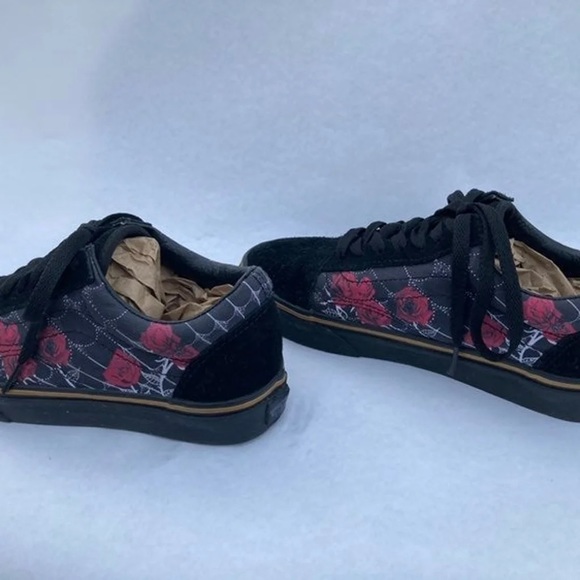 Vans Old School Roses/ Skeleton Stems/ Spiderwebs - Picture 7 of 9